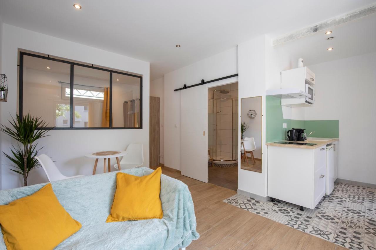 Appartement Avec Piscine アヴィニョン エクステリア 写真