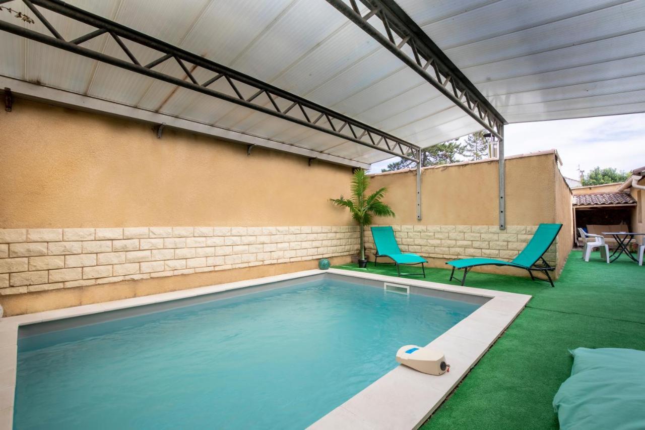 Appartement Avec Piscine アヴィニョン エクステリア 写真